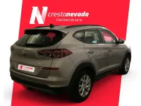 Usado Hyundai Tucson 116 CV (85 kW) 2019 Gris / plata SUV