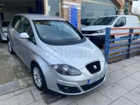 Usado Seat Altea Style 105 CV (77 kW) 2011 Gris / plata Monovolumen