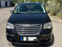 Usado Chrysler Grand Voyager 163 CV (119 kW) 2011 Negro Monovolumen