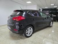 Usado Kia Ceed 90 CV (66 kW) 2014 Negro Utilitario