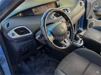 Usado Renault Grand Scénic Dynamique 105 CV (77 kW) 2010 Azul Monovolumen