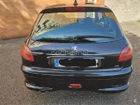 Usado Peugeot 206 90 CV (66 kW) 2004 Negro Berlina