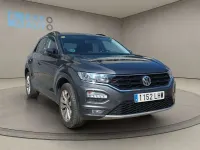 Usado VW T-Roc Advance 116 CV (85 kW) 2020 Gris SUV