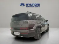 Usado Hyundai Santa Fe 253 CV (186 kW) 2025 Gris / plata SUV