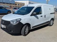 Usado Dacia Dokker Essentiel 107 CV (78 kW) 2021 Blanco Monovolumen