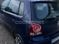 Usado VW Polo Advance 70 CV (51 kW) 2005 Azul Utilitario