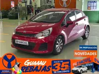 Usado Kia Rio 84 CV (61 kW) 2017 Rojo Berlina
