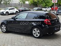 Usado BMW 116 122 CV (89 kW) 2010 Negro Utilitario