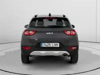 Usado Kia Stonic 120 CV (88 kW) 2021 Gris SUV
