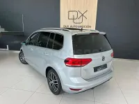 Usado VW Touran R-line 150 CV (110 kW) 2023 Gris / plata Monovolumen