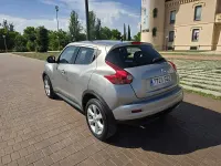 Usado Nissan Juke Premium Edition 117 CV (86 kW) 2011 Gris / plata SUV