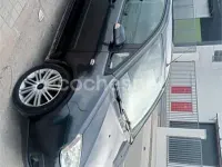 Usado Ford C-MAX Ghia 136 CV (100 kW) 2005 Azul Monovolumen
