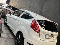 Usado Ford Fiesta 95 CV (69 kW) 2011 Blanco Utilitario