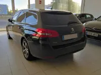 Usado Peugeot 308 Allure 131 CV (96 kW) 2016 Azul Familiar