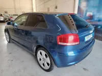 Usado Audi A3 Ambition 140 CV (102 kW) 2005 Azul Utilitario