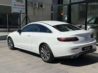 Usado Mercedes E220 193 CV (141 kW) 2021 Blanco Coupe