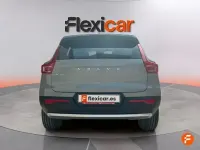 Usado Volvo XC40 Core 163 CV (119 kW) 2024 Gris SUV