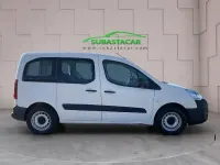Usado Peugeot Partner Tepee Access 75 CV (55 kW) 2018 Blanco Monovolumen