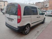 Usado Mercedes Vaneo 91 CV (66 kW) 2002 Blanco Monovolumen