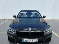 Usado BMW 730 Comfort Edition 265 CV (194 kW) 2018 Gris / plata Berlina