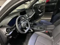 Usado Audi Q2 S-Line 150 CV (110 kW) 2024 Gris / plata SUV