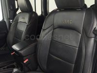 Usado Jeep Wrangler Unlimited Sahara 200 CV (147 kW) 2019 Gris / plata SUV