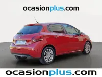 Usado Peugeot 208 Style 82 CV (60 kW) 2018 Rojo Utilitario