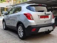 Usado Opel Mokka Selective 136 CV (100 kW) 2015 Plateado SUV
