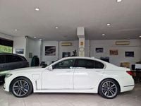 Usado BMW 745e Sport Line 394 CV (289 kW) 2019 Blanco Berlina