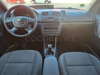 Usado Skoda Roomster Ambition 86 CV (63 kW) 2012 Gris / plata Monovolumen