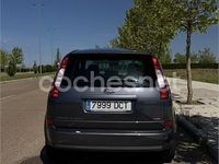 Usado Ford C-MAX Trend 109 CV (80 kW) 2004 Gris / plata Monovolumen