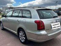 Usado Toyota Avensis Sol 116 CV (85 kW) 2004 Beige Familiar