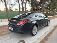 Usado Opel Insignia Excellence 130 CV (95 kW) 2013 Gris / plata Berlina
