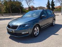 Usado Skoda Octavia Style 130 CV (95 kW) 2020 Gris / plata Familiar