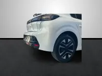 Usado Peugeot 208 Allure 102 CV (75 kW) 2024 Gris Utilitario