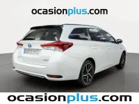 Usado Toyota Auris Hybrid 136 CV (100 kW) 2017 Blanco Familiar