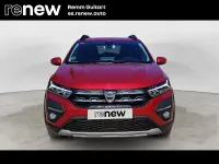 Usado Dacia Sandero Comfort 91 CV (66 kW) 2021 Rojo Berlina