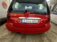 Usado Mercedes A180 Classic 109 CV (80 kW) 2005 Rojo Monovolumen