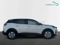 Usado Peugeot 3008 Active 130 CV (95 kW) 2021 Blanco SUV