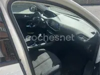 Usado Peugeot 308 Access 92 CV (67 kW) 2014 Blanco Berlina