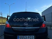 Usado Opel Astra Cosmo 100 CV (73 kW) 2006 Negro Berlina