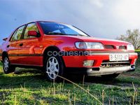 Usado Nissan Sunny 143 CV (105 kW) 1992 Rojo Berlina