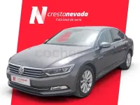 Usado VW Passat Advance 120 CV (88 kW) 2017 Gris / plata Berlina