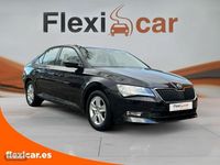 Usado Skoda Superb Active 150 CV (110 kW) 2018 Negro Berlina