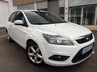 Usado Ford Focus Trend 109 CV (80 kW) 2010 Blanco Berlina
