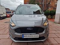 Usado Ford Tourneo Titanium 120 CV (88 kW) 2021 Gris / plata Monovolumen