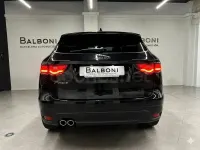 Usado Jaguar E-Pace R-Dynamic 240 CV (176 kW) 2018 Negro SUV