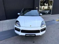 Usado Porsche Cayenne E-Hybrid Platinum Edition 462 CV (339 kW) 2023 Blanco SUV