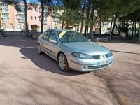 Usado Renault Laguna II Dynamique 120 CV (88 kW) 2005 Gris Berlina