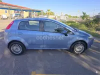 Usado Fiat Punto Dynamic 90 CV (66 kW) 2008 Azul Utilitario